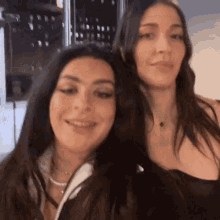 caroline polachek e charli xcx gif