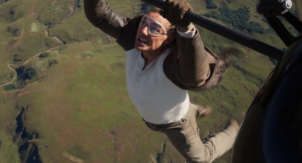Missão Impossível Acerto Final, Tom Cruise pendurado avião, trailer novo Missão Impossível 2025, Missão Impossível elenco, Ethan Hunt volta, Tom Cruise ação, Missão Impossível estreia 22 de maio